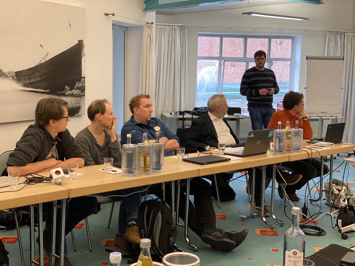 FiveTwoN's tweet photo. @SimonJirka gives an overview of work done in the #Geospatial #Sensing lab https://t.co/xQPYyqQtet
