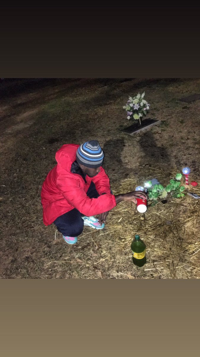 MitxhSlime's tweet photo. Lookin in the sky know u wiff me I Kant cry 🐍💔#LongLiveRalph https://t.co/PB5wYIcYXB