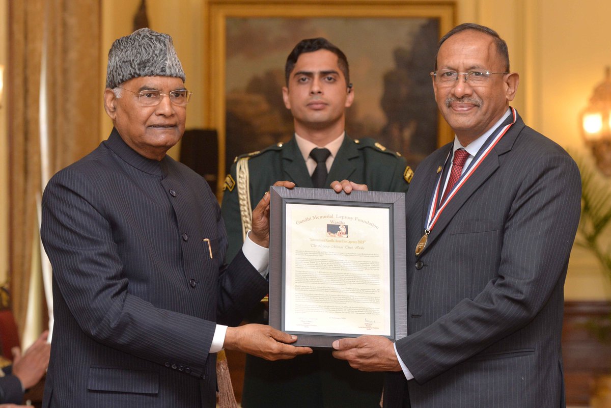 rashtrapatibhvn's tweet photo. President Kovind presented International Gandhi Award for Leprosy to Dr N.S. Dharmashaktu for devoting several years of his life in the cause of fighting Leprosy and to the Leprosy Mission Trust India for working with people affected by Leprosy. https://t.co/M7sagApDEy