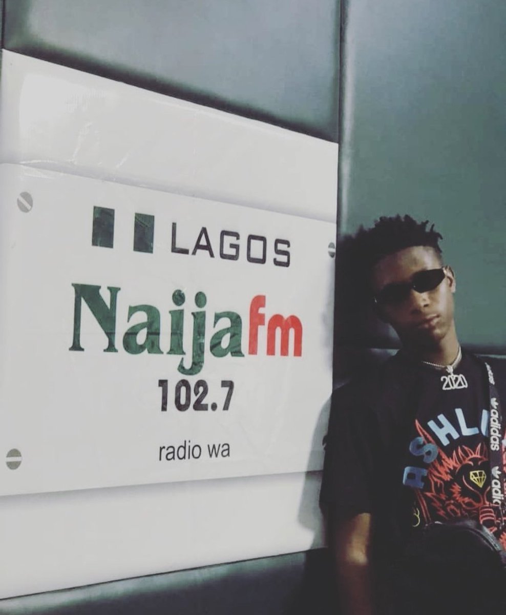 #LifeOfAnExtrovert 🔋 tweet media