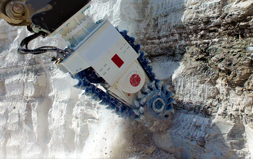 maahadeng's tweet photo. We are Manufacturer of High-Performance Hydraulic Attachments.
Chain Drum Cutter is ideal for Trenching / Tunnelling / Stripping and reclamation / Underwater works / Quarrying / Demolition / Wall profiling .
for more info visit our website: https://t.co/9ZtjNCdW3y
#quarrying https://t.co/2CuGaDDbZg