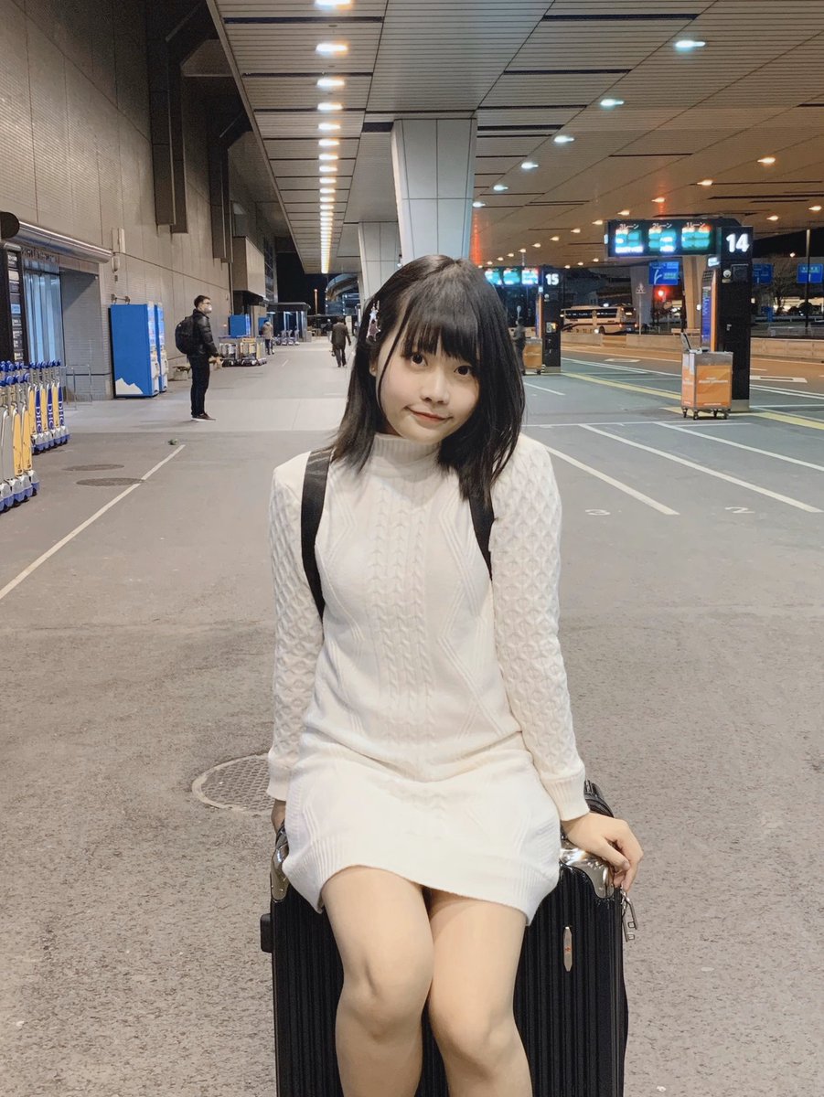 cchocomobile's tweet photo. 着きましたー🇯🇵👋🏼
แลนดิ้ง 1 องศาคือสั่นไปหมดเลยงับ มีควันออกจากปากด้วย พ่นลมสนุกเลยทีนี้ 555555
#MobileAMERYU #AMERYU #9thKAC #BEMANI #KAC #MusicGame #ArcadeGame #BEC2019 https://t.co/huFwvB7ZB7