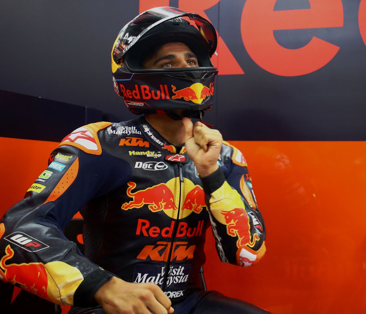 Red Bull Ktm Ajo On Twitter Put Your Helmet On And Get Ready To Race Loading 2020 Season Givesyouwings Readytorace Motogp Ajomotorsport Ajofamily Https T Co G9z4z2hrfx Twitter