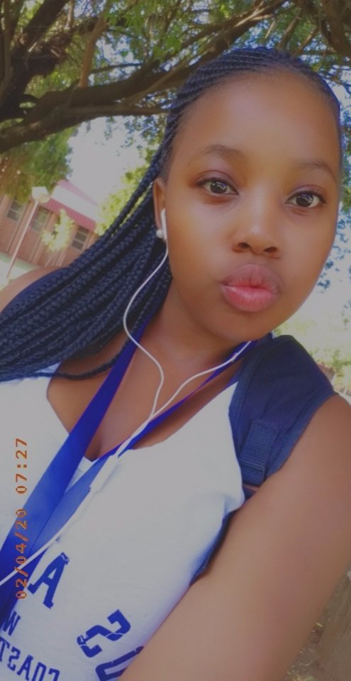 Lulu19_81's tweet image. Nithi batjho kwenzenjani?😂
In First year❤🌷

Follow for follow #IWasInFirstYear