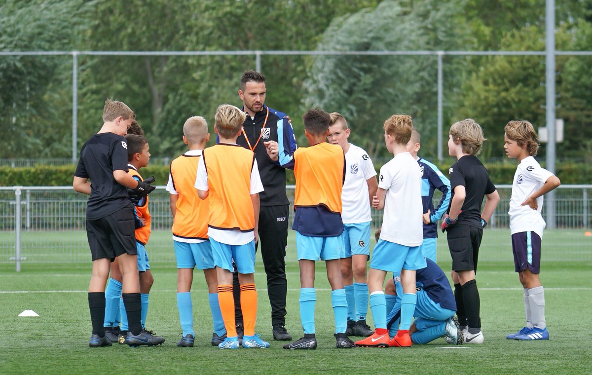 JVOZonline's tweet photo. 👀 ASSISTENT TRAIN(ST)ER GEZOCHT

Ben jij degene die we zoeken? Laat het ons weten. 
https://t.co/kS0gfcNz29 https://t.co/PzSAhlj1Az