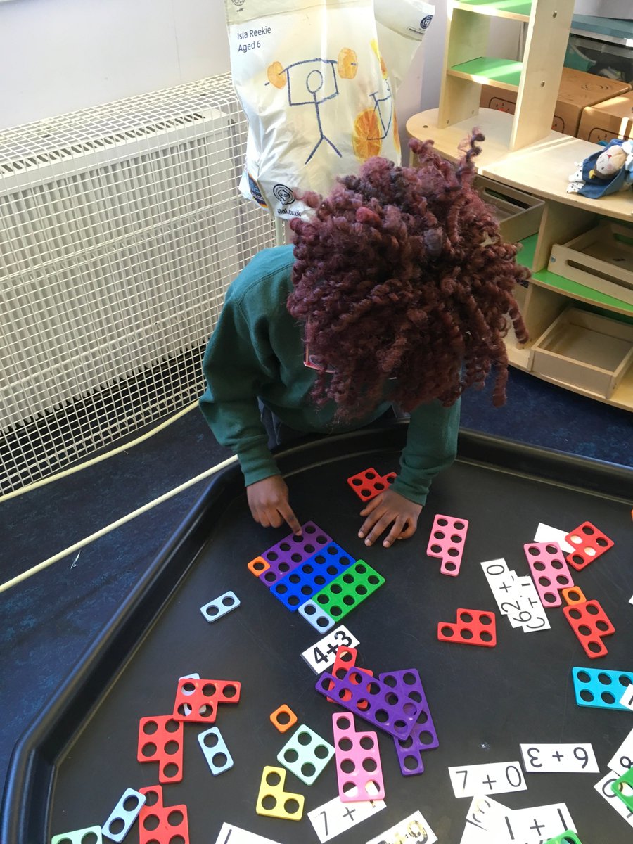 StColumbas2016's tweet photo. Primary 1 are enjoying using Numicon and other manipulatives to help with their learning. Great learning conversations happening, these children were even able to tell us that 10 tens were 100!! @WLmaths @FVWLricNumerac1 #5starlearners #5starcourse https://t.co/cB3ZnTdc9U