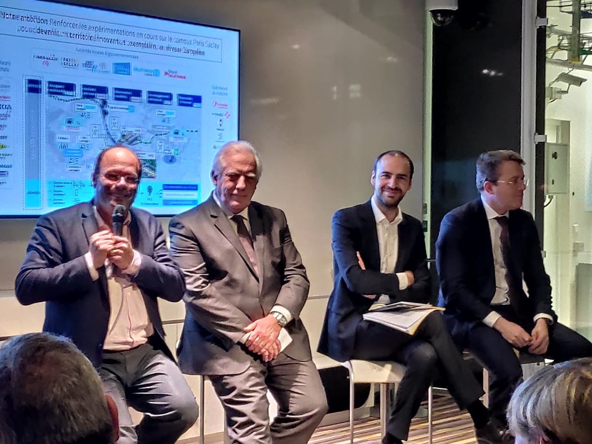 #moveinSaclay connaître les usages de #mobilités : “un préalable incontournable pour déployer une politique publique cohérente et responsable pour les habitants et usagers des 27 villes du territoire.”
#michelBournat @philippeVandeMaele <a href="/durovray/">François Durovray</a> <a href="/FrVigouroux/">Francisque Vigouroux</a> <a href="/gdelasteyrie/">Grégoire de Lasteyrie</a>