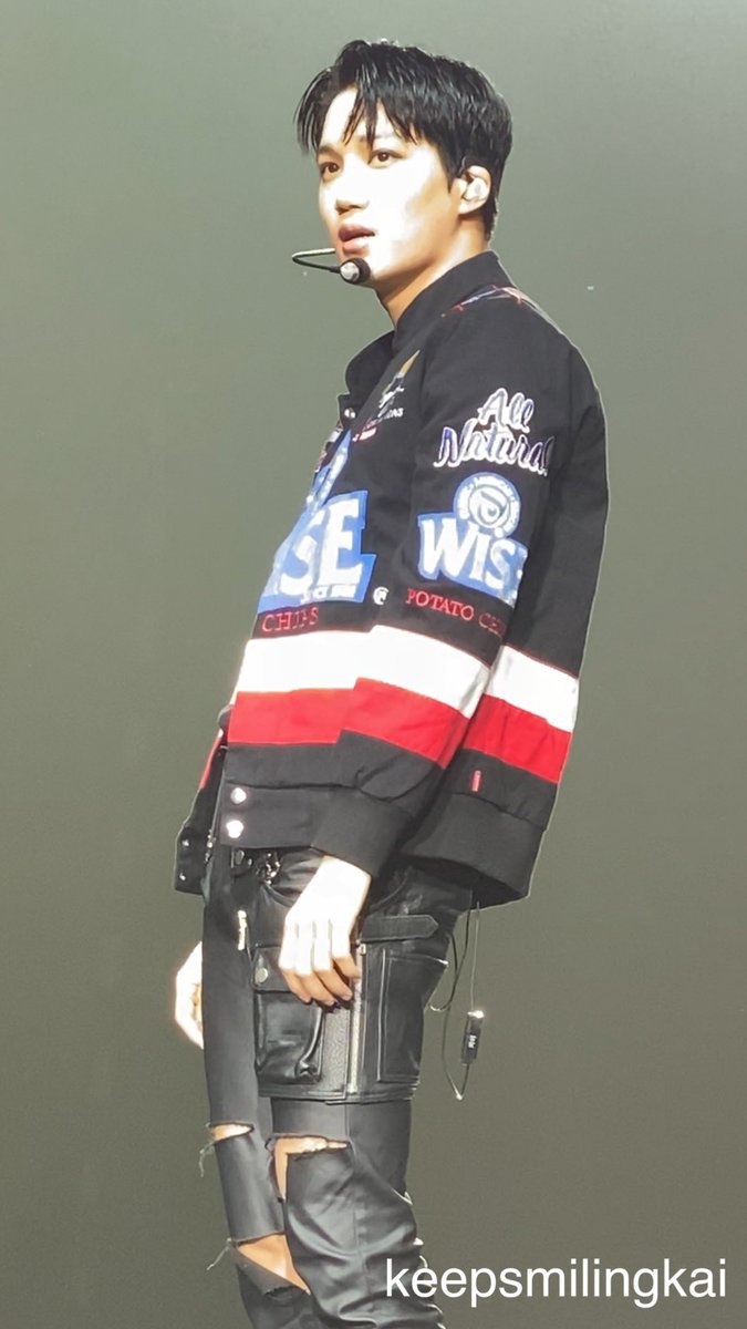 Keepsmilingkai's tweet photo. 200201 SuperM
We Are The Future Live in LA👼

#KAI #카이 ⁠    
#SuperM_KAI @superm
#SuperM #SuperMinLA https://t.co/AMh6pWW85J
