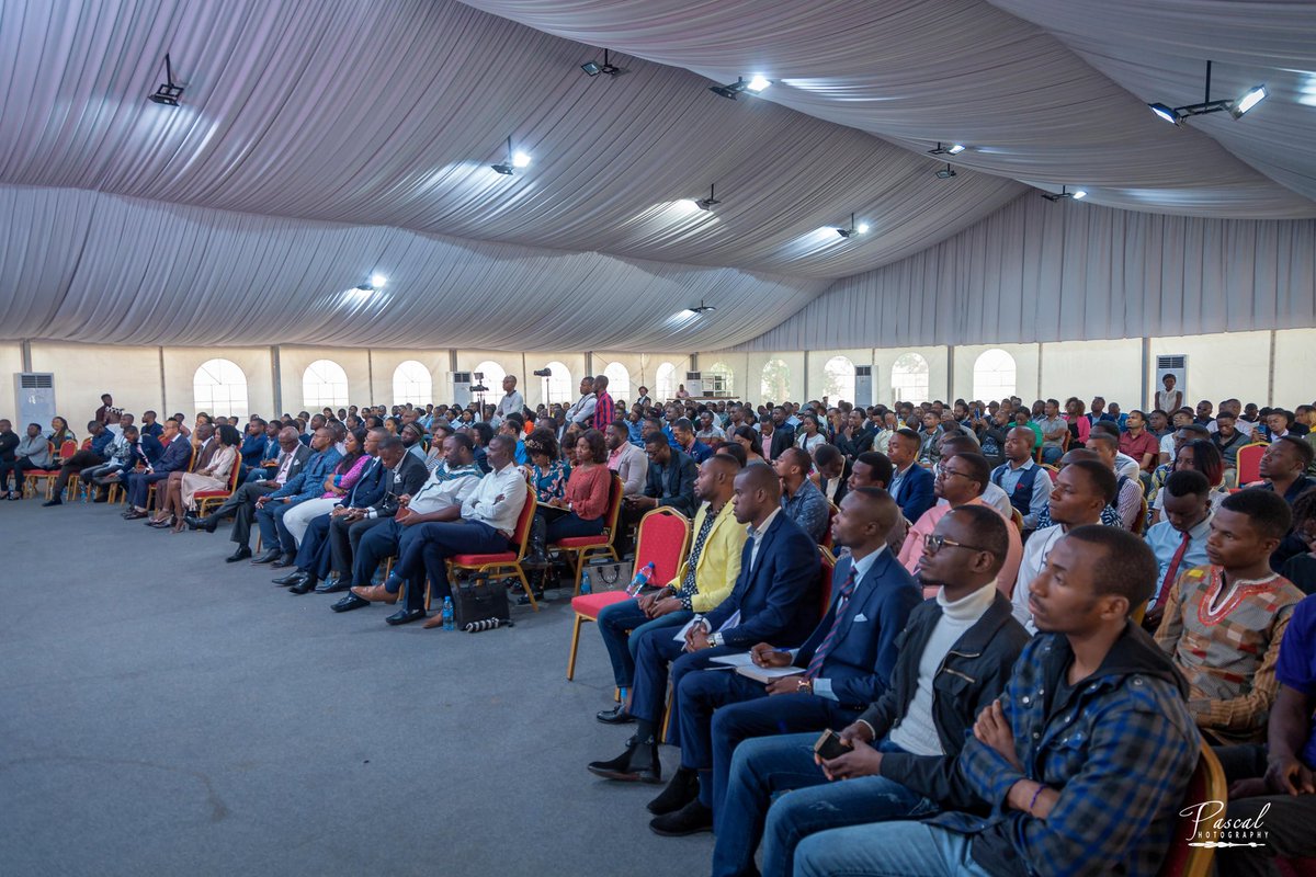 tshiokufila's tweet photo. Ns avons réalisé un rêve qui semblait impossible.
Ns avons accompli un exploit, et ns l'avons baptisé l'exploit congolais.
Ns avons réalisé @TEDxBdMsiri une conférence @TEDTalks ici à #Lubumbashi
Merci à notre sponsor officiel @SultaniMakutano par le biais de @Makutano4Youth https://t.co/OU6gN35VI2