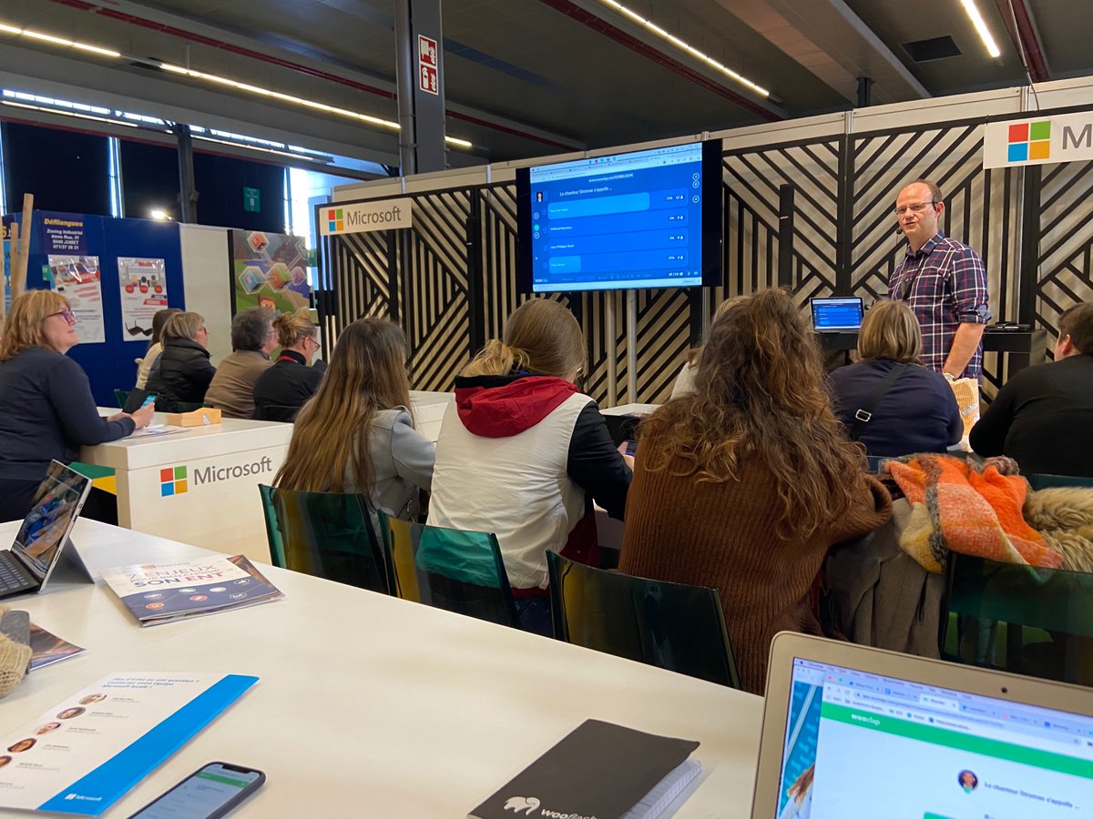 JosephineMisson's tweet photo. Présentation du tonnerre de l’intégration de @wooclapFR dans #PowerPoint 🤩 par @Maxduq sur le stand de @Microsoft_EDUFR ! 🚀
#education #settnamur #edtech #highered #enseingemen #numérique #digital https://t.co/c9fpu6JJsJ