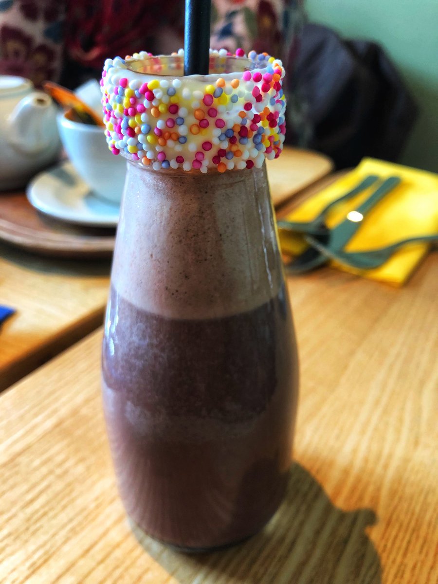 Can’t look at this #milkshake without remembering the ⁦<a href="/kelis/">KELIS</a>⁩ song - does your #Februdairy milkshake bring all the boys to the yard? #milk #dairy #BetterThanYours