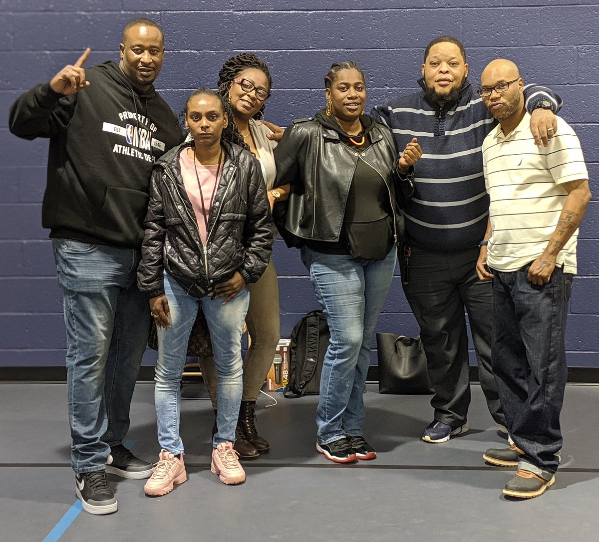 SteelSmilingPGH's tweet photo. Thanks to our Hilltop Beams to Bridges Program Cohort for hosting their 3rd Community Conversation on Black Mental Health. Shout out to every clinical therapist, partner organization, and family member who shared their time with us too. It was a transformational group experience. https://t.co/yoT3dOWjVn