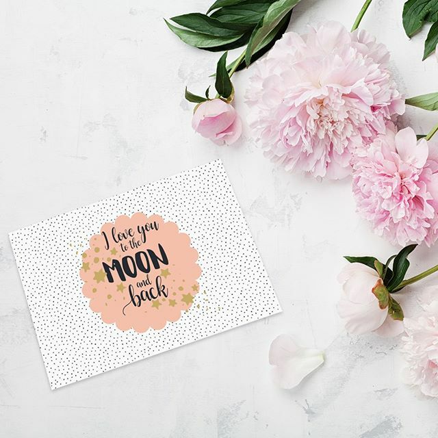 Ob nun zum Valentinstag oder an einen anderem Tag im Jahr 🌸Eines ist sicher, deine Liebsten freuen sich immer über ein paar liebe Worte im Postkasten. Orignelle Ideen und Gestaltungstipps für Deine Liebesgrüße findest Du jetzt im Profillink. ⁠
⁠
#valentinstag #liebesgrüsse #…