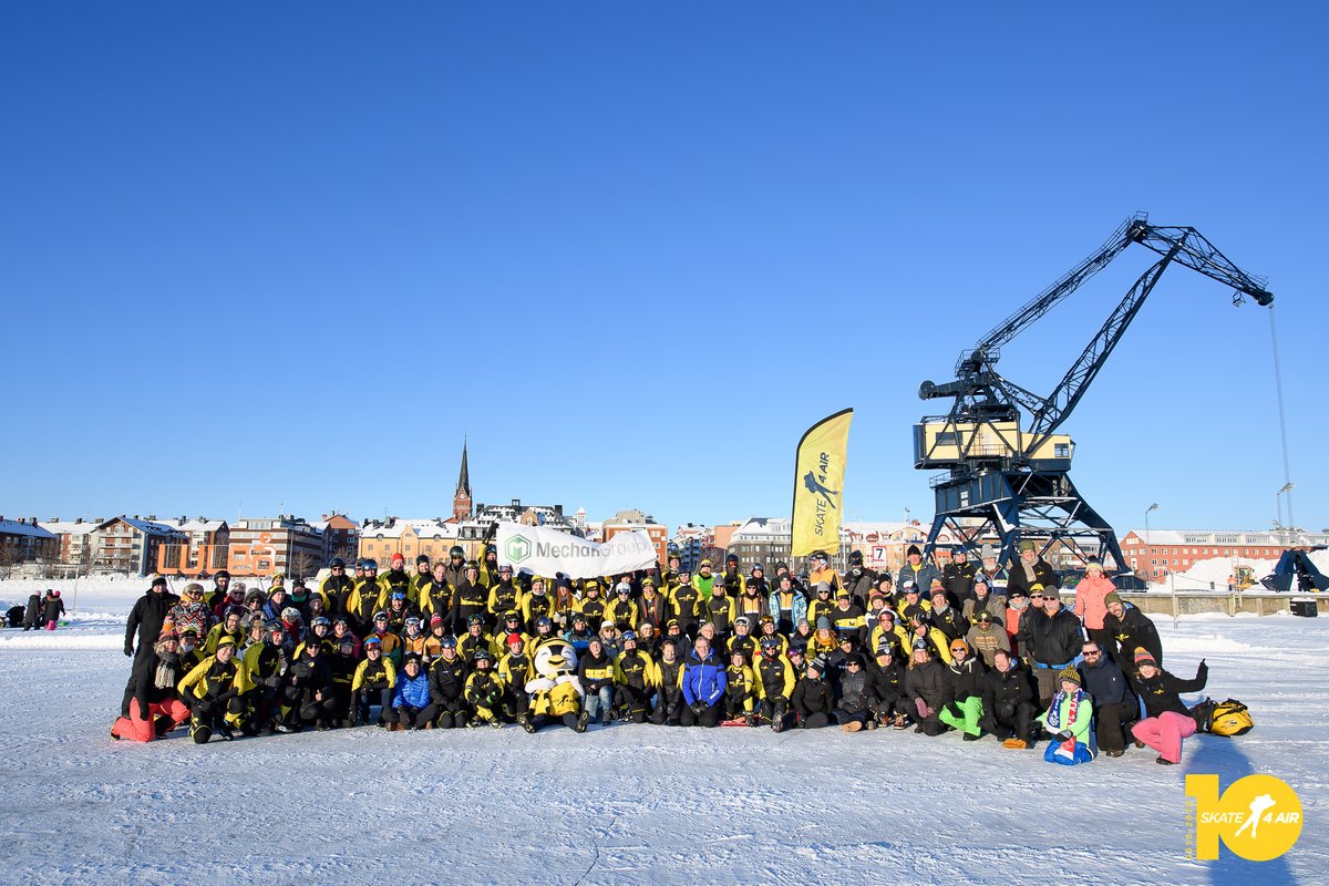 IT'S D-DAY! Deze helden gaan het doen. Om 07:07 uur 🕖 gaan ze van start in #Luleå! 🙌 Steek jij ze een hart 💛 onder de riem tijdens hun tocht van zonsopkomst tot zonsondergang? Dat kan via onze #Skate4AIR Live Wall. 👉 live.skate4air.nl #schaatsentothetnietmeernodigis