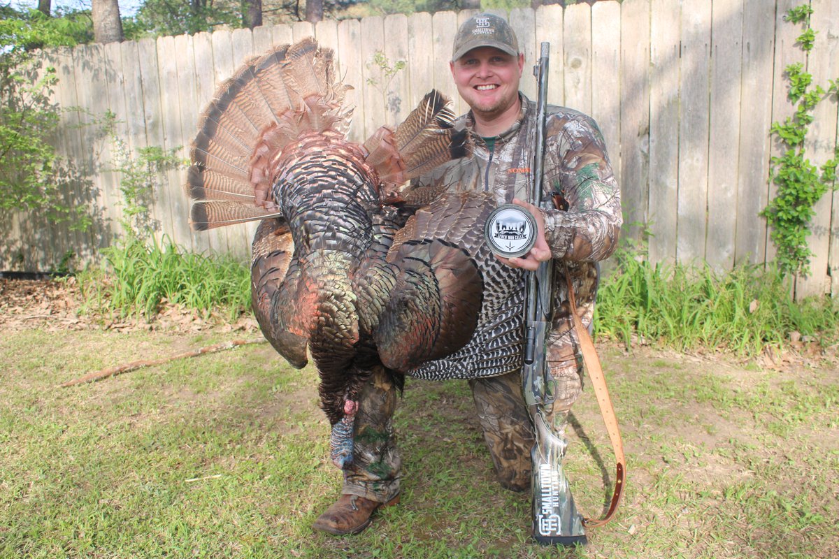 CallYourOwnGame's tweet photo. #TBT to spring smackdowns.
πΈ Small Town Hunting
#LMC #lynchmobcalls #springturkey #NWTF #turkeyhunting #runandgun #hunting #huntingseason #firstlight #tailgate #whatgetsyououtdoors #huntingthings #huntingphoto #huntinglife #hunt #waterfowl #duckstuff https://t.co/BCFurW0OLw