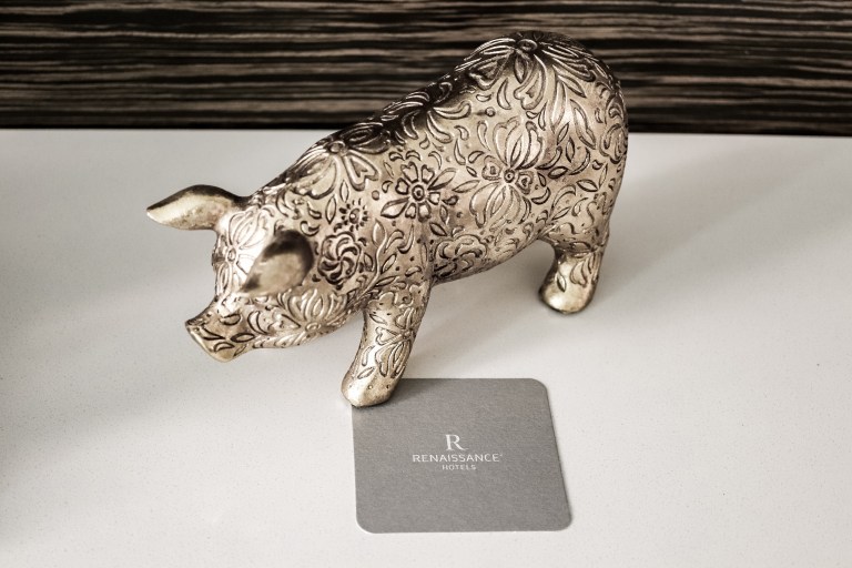 Quirky design touches are a hallmark of the #RenHotels brand. (PC: <a href="/liz_pacini/">Liz Pacini</a>)