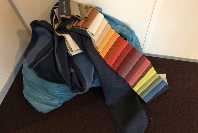 Welke vereniging/stichtingen kunnen we blijmaken met deze stofjes? Komt vast goed van pas bij crea-activiteiten. Mail naar info@raalteruitdaging.nl. Beschikbaar gesteld door <a href="/Boerhofproject/">Boerhof Projectinrichters</a>.