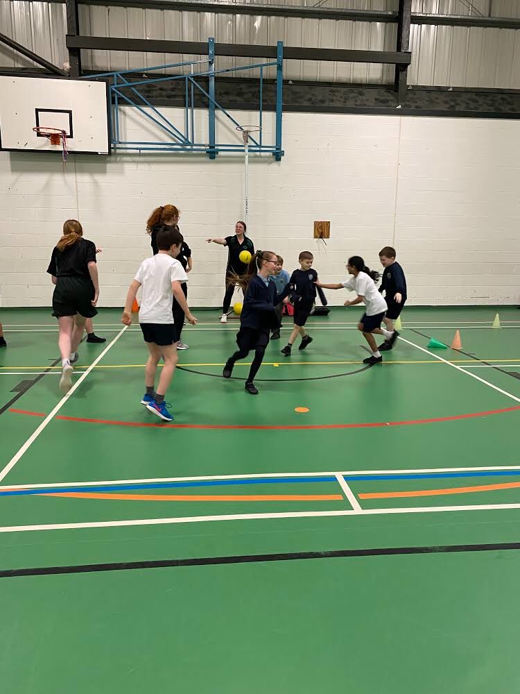 Well done to our year 11 sports leaders who led sessions for children at St Joseph’s Primary School this afternoon. The children had a great time, and the girls are looking forward to the next session #leadershipqualities #teamupton @SportsLeaders @SportsLeaderAB