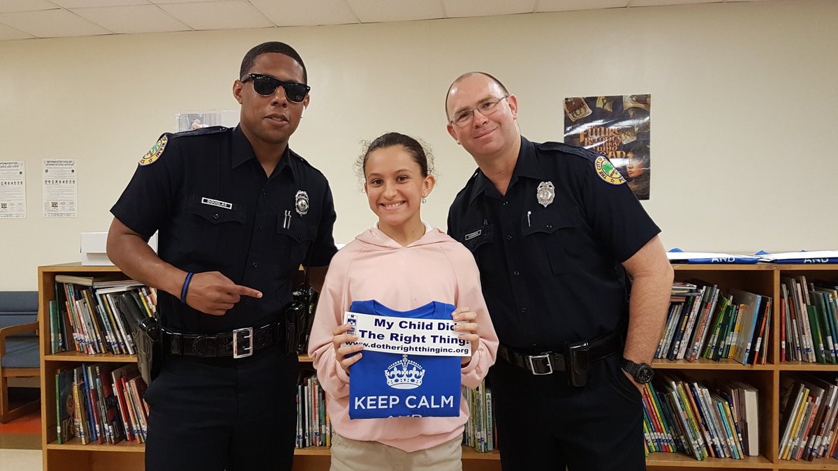 MiamiPD's tweet photo. Congratulations to all of the students who did the right thing at Shenandoah Elementary School! Today, they received free lunch courtesy of @DTRTMiami and McDonald's. They also received certificates for free pizza from @PapaJohns along with tickets to the @Marlins game. ๐ https://t.co/ZlzqU65Scq