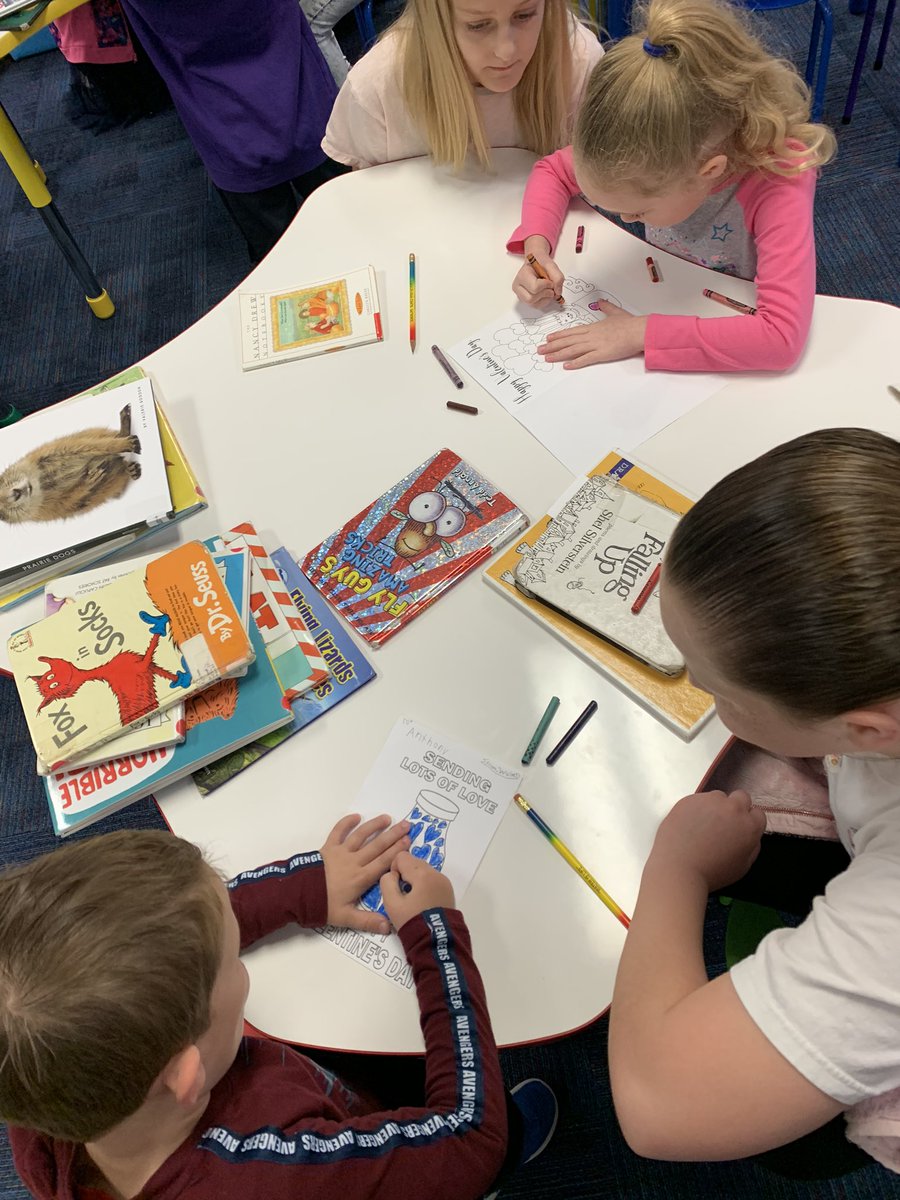 JCPrice331's tweet image. We love to see our Kinder kids collaborating with their 5th grade reading buddies! @FairOaksRanchES