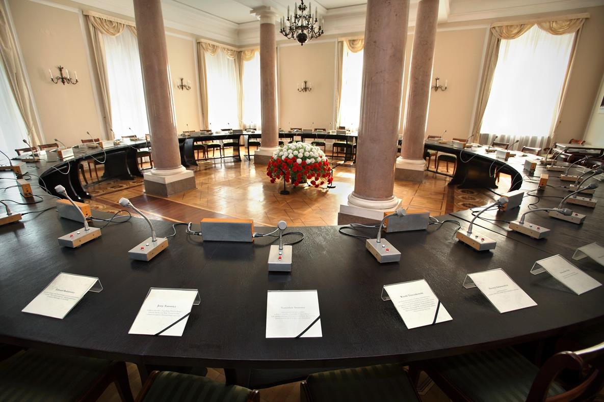 Source: Adrian Grycuk