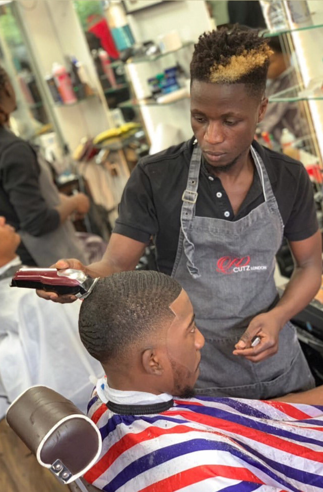 wheresmytrim's tweet photo. If you're in 📍South London you know what to do! @sharperthanthesword_hdcutz Trims💈 are saving relationships😌 #FactsOnly https://t.co/fYCtbtjKKy