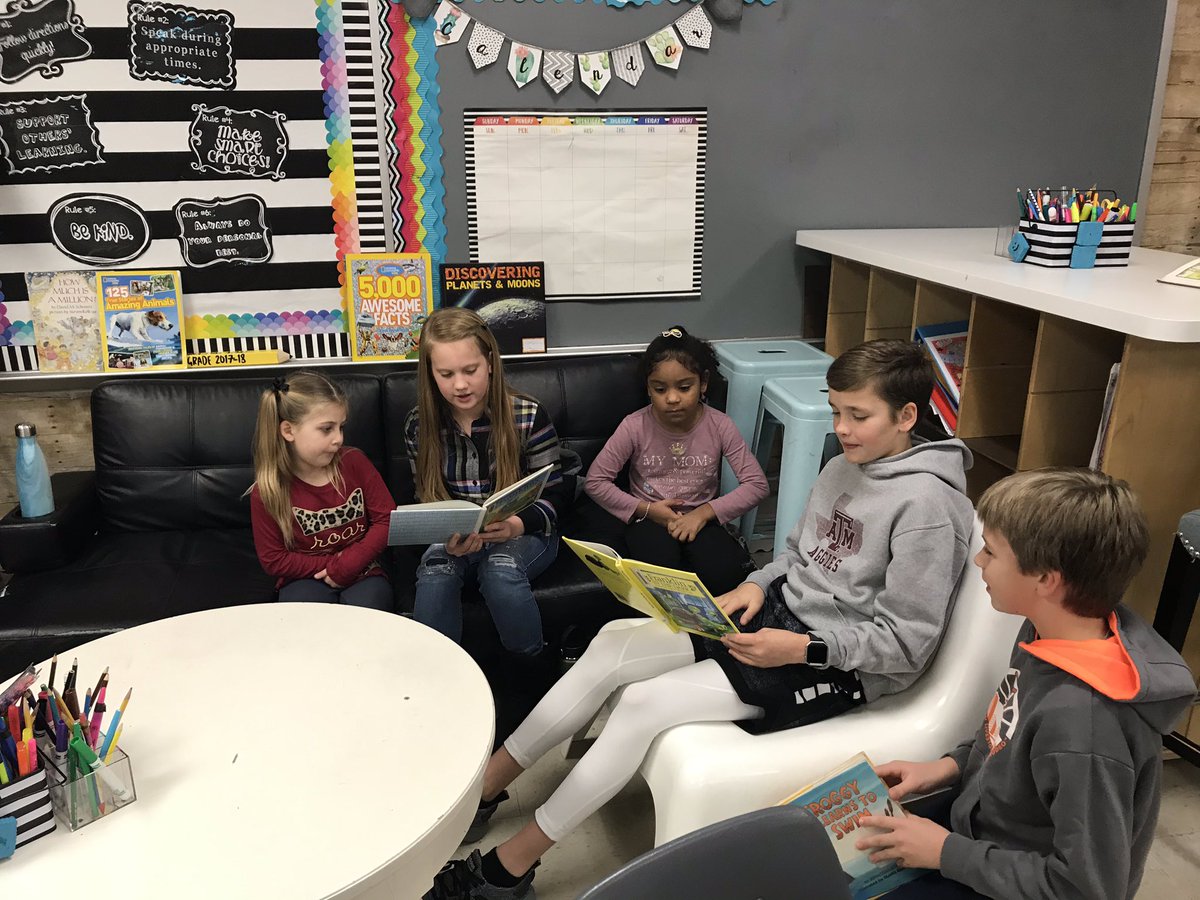 pkinderallen3's tweet photo. Fourth grade reading to pre-K on World Read Aloud day. @bearbranchelem @BearBranchLib #BBE_Beyourbest https://t.co/boYUaf8IBr