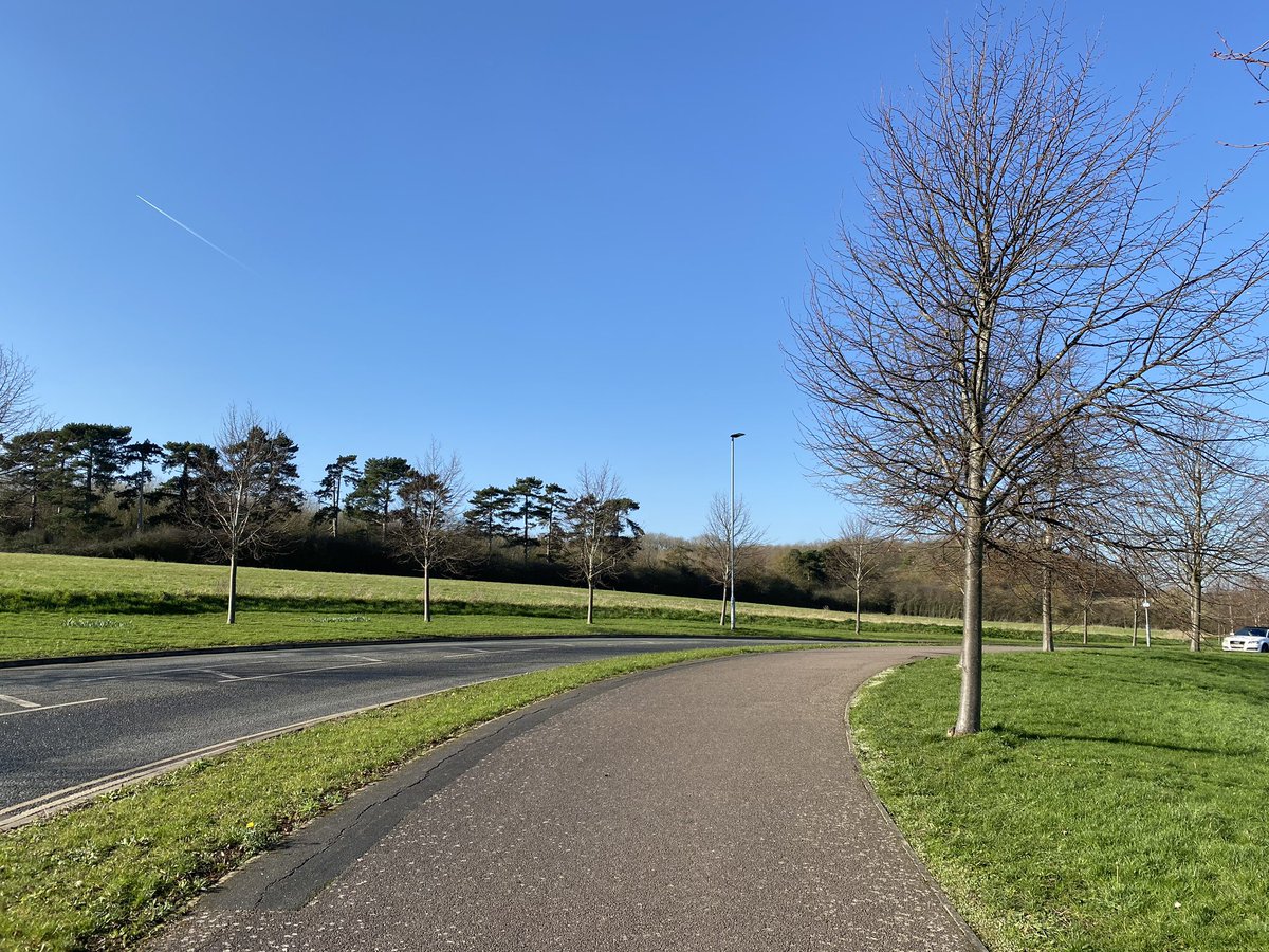 I absolutely love days like today. Cold, clear and crisp. The beauty of working from home - I try &amp; go out for a short walk every lunch time come rain or shine to re-energise myself for the afternoon ahead. It make it much more pleasant on days like today. #lovemyjob #va #bedford