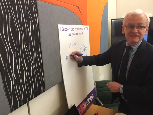 Great to have <a href="/MartinVickers/">Martin Vickers</a> as a Vice-Chair of the <a href="/APPGBioethanol/">British Bioethanol</a> which will champion the British Bioethanol Industry in Parliament worth £1 Billion a year to the UK economy and supporting jobs in Cleethorpes