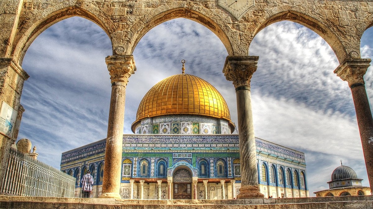 Just last week, the Trump Administration endorsed altering the rules at the Dome of the Rock, to turn it into a worship site not only for Muslims, but for Jews as well, thus rewarding the suspected assassin of Alex Odeh, who has spent the last 3 decades spearheading that struggle