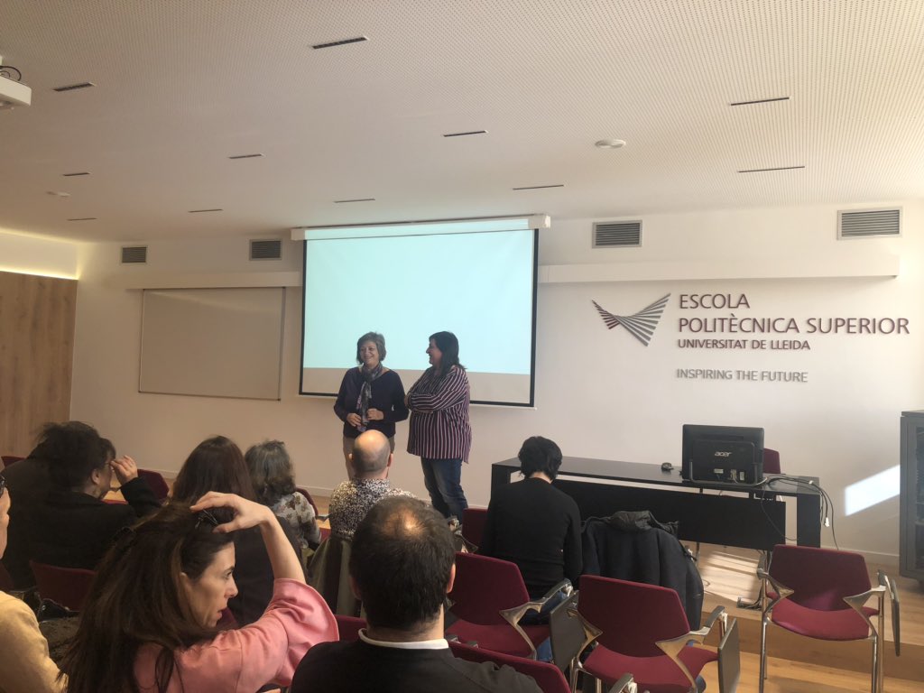 d_transversalis's tweet photo. Visita al Campus de #Cappont🏢 hem pogut conèixer les seves facultats i com implementa la formació dual als seus estudis📚📋 #transversalis #poctefa @UdL_info https://t.co/sZuomUAp2c