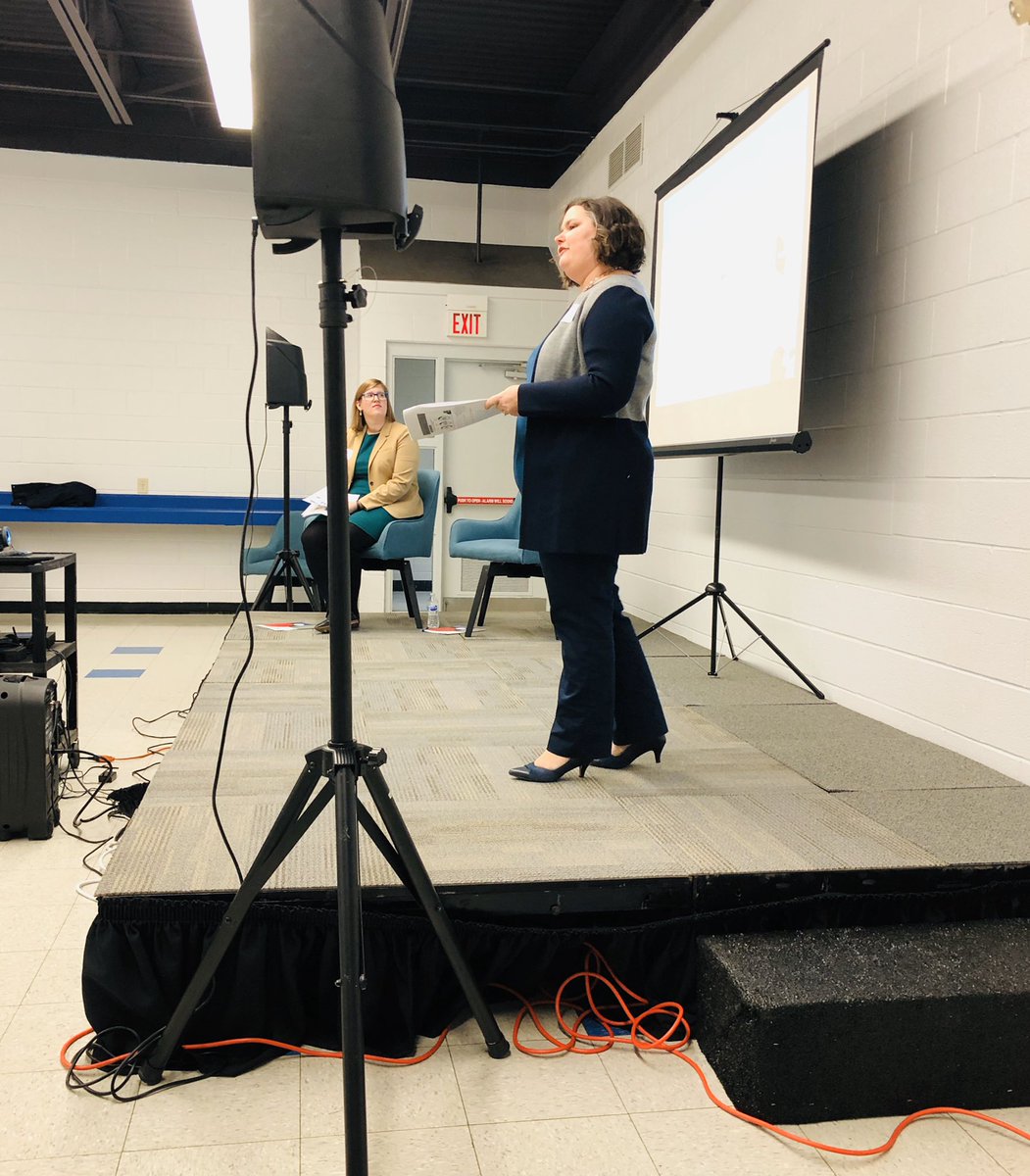 CommunitySolsED's tweet photo. My @CommunitySols colleagues @KateWarrenCLE and Emily Campbell breaking down #poverty data for @cleveleads #LeadershipCleveland Human Services Day https://t.co/4MSd9aG0YE