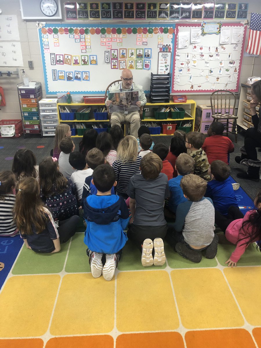 alexjmorrow26's tweet photo. @H_Boger Sharing Wilma Rudolph’s lessons in perseverance, advocacy, and overcoming all obstacles to @MrsEmaMcKenzie’s 28 kindergarteners... Nailed it. #BlackHistoryMonth2020 #togetherwecan https://t.co/3dkBOUWTMM