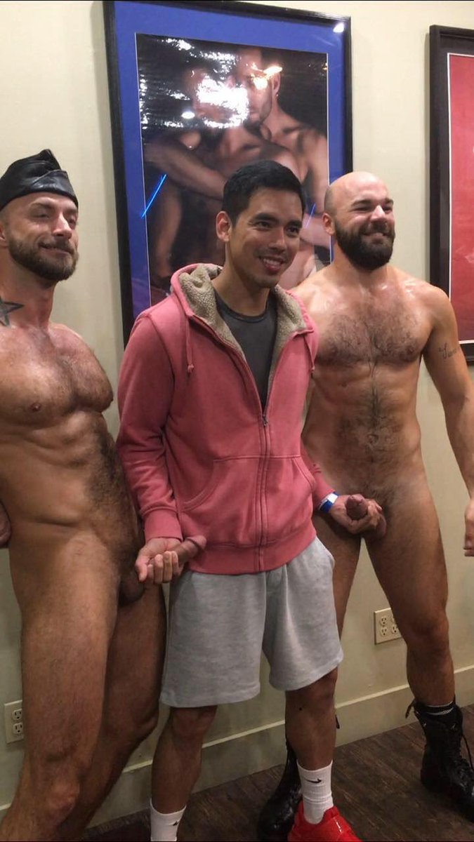 tuitw_nay's tweet image. ဟိုတေယာက္သူလိုဒါမ်ိဳးပံုမ႐ိုက္ခ်င္ဘူးလား😁😁😁