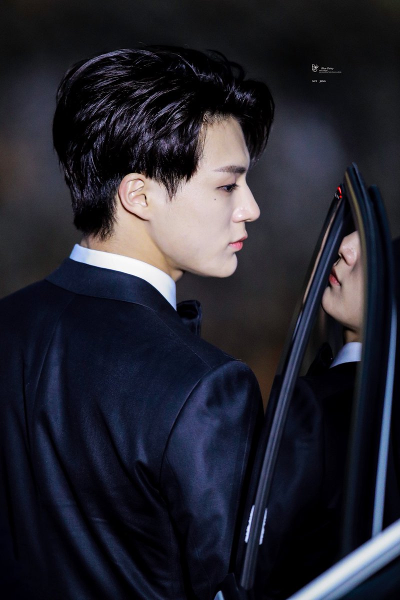 ば ば ちょっと前に菅田将暉でやってた横顔で壺 作るやつで ジェノの横顔でグラス作りたいんだけど なかなかおでこ出てて完璧に横向いてるジェノの画像がない T Co Gmgjhwx7ne Twitter