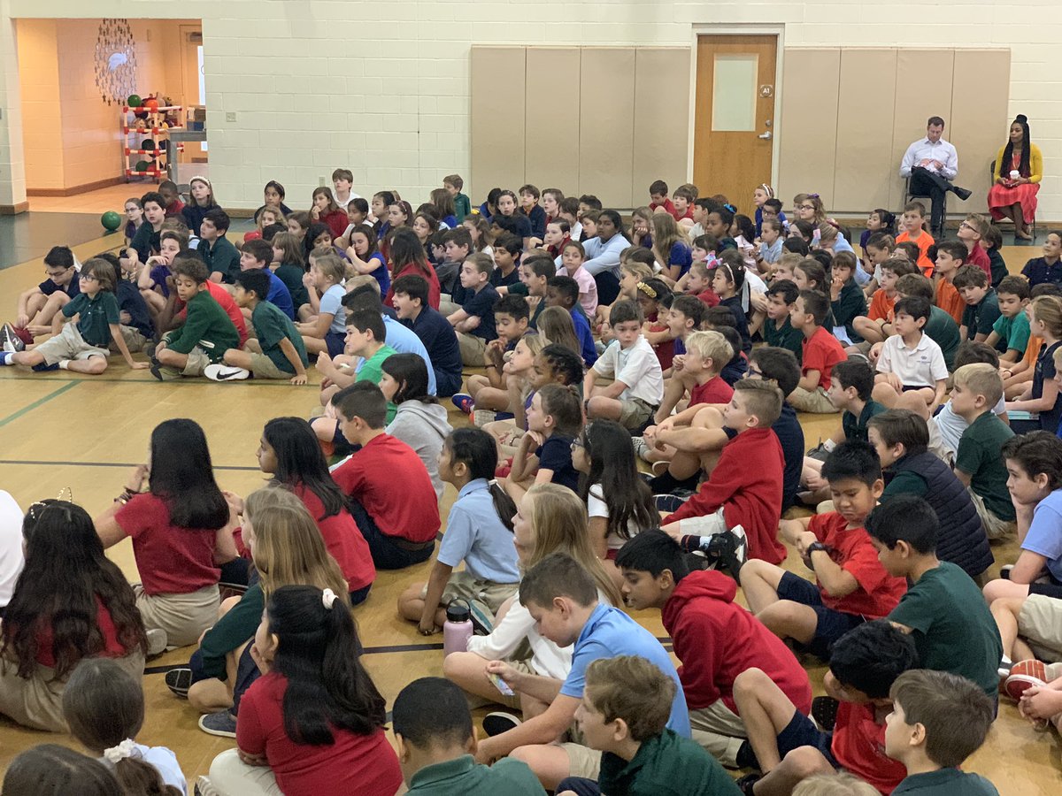 ParkMaitland's tweet image. We warmly welcomed book author @JenCalonita to campus today to empower our 3rd-5th Graders as readers &amp;amp; writers! Students were dazzled by all her books &amp;amp; the magic she shared in the writing process! Catch her also @TrinityPrepFL for the #AuthorFest tomorrow! #LearnPM