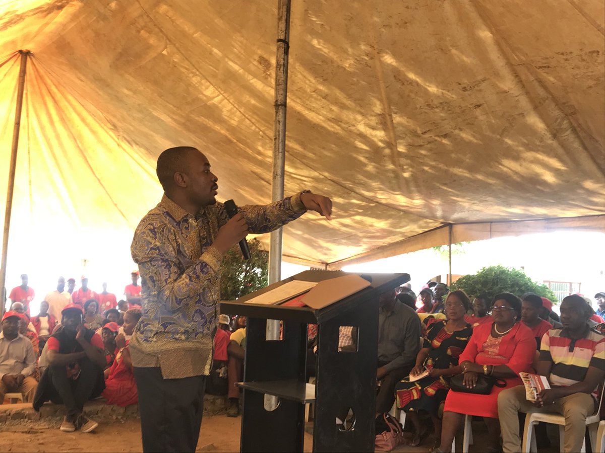 The people’s President ⁦⁦⁦@nelsonchamisa⁩ taking the #Agenda2020 to the people. Today we are in Mashonaland West province. The mood is electric, the people are ready to deliver a people’s government.