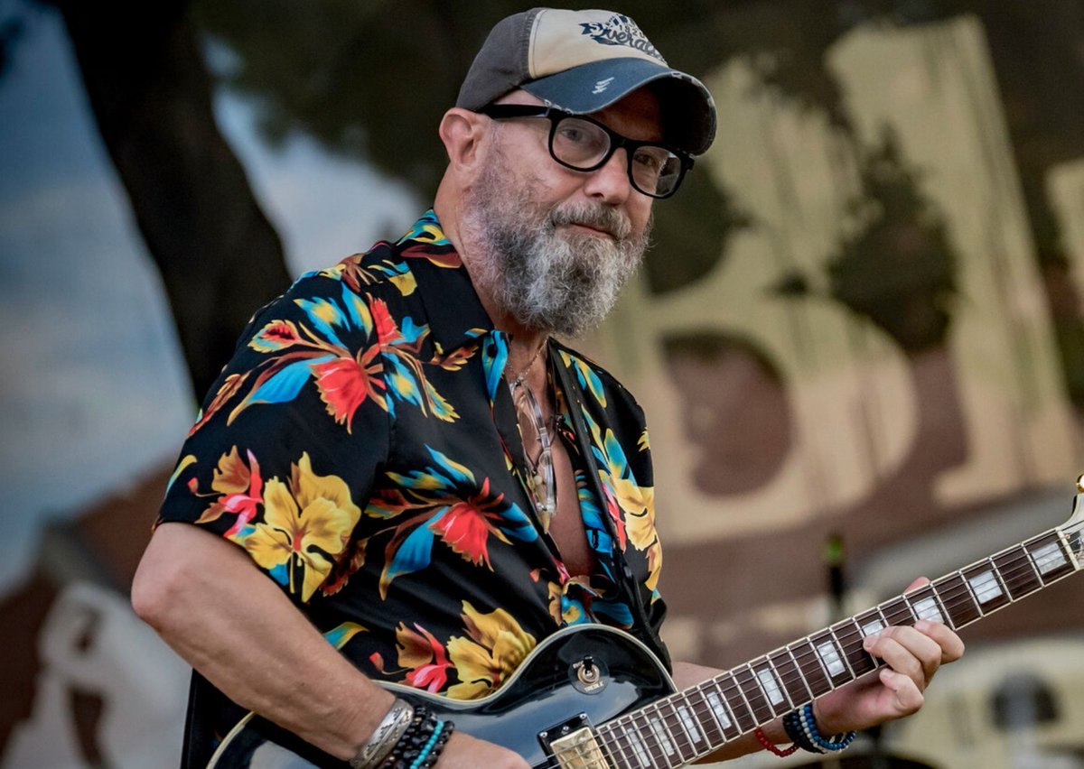 Tutti sintonizzati domani alle 11.00 su @RadioCRC_Napoli per ascoltare una nuova intervista di <a href="/Caputaglia/">Sergio Caputo</a> a cura di Giuliana Galasso! 
#Staytuned!