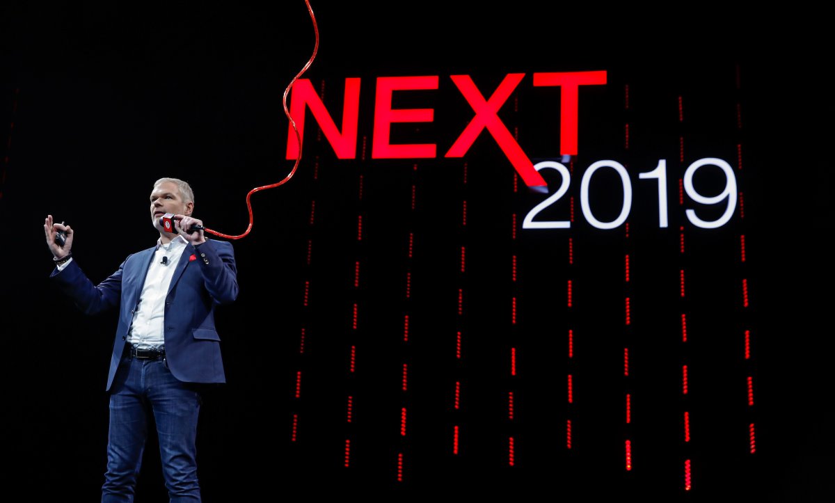 HitachiVantara's tweet photo. #TBT to #HitachiNEXT 2019: 3 exciting days where the Hitachi community got together to discuss how data can improve both work and society: https://t.co/dYZjTR9gzY https://t.co/yqgyHedXam