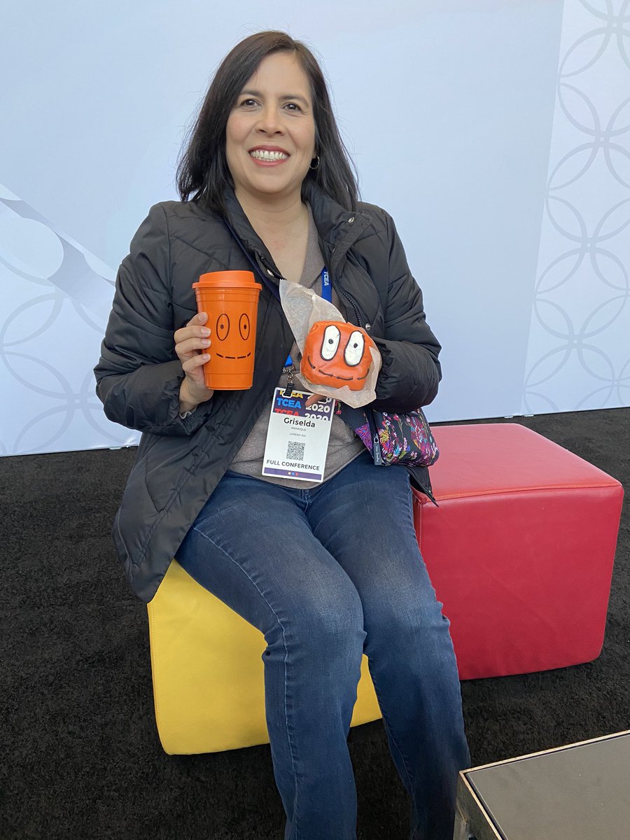 GManrique4's tweet image. Braved the cold for this!!  Almost too cute to eat... almost! #StartYourDayWithBrainPop #VoodooDoughnut #TCEA2020