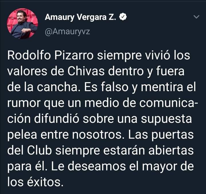 EmmanuelPrez3's tweet photo. @Amauryvz si en el poco tiempo que llevas como mandamás de Chivas, haz hecho grandes cosas, despedir al inútil de Higuera, e invertir en buenos refuerzos, si traes de regreso a @Rpizarrot  ufff¡¡ la nación Chiva te va idolatrar¡¡¡¡ te paso el consejo¡ https://t.co/DmbYv51jpN