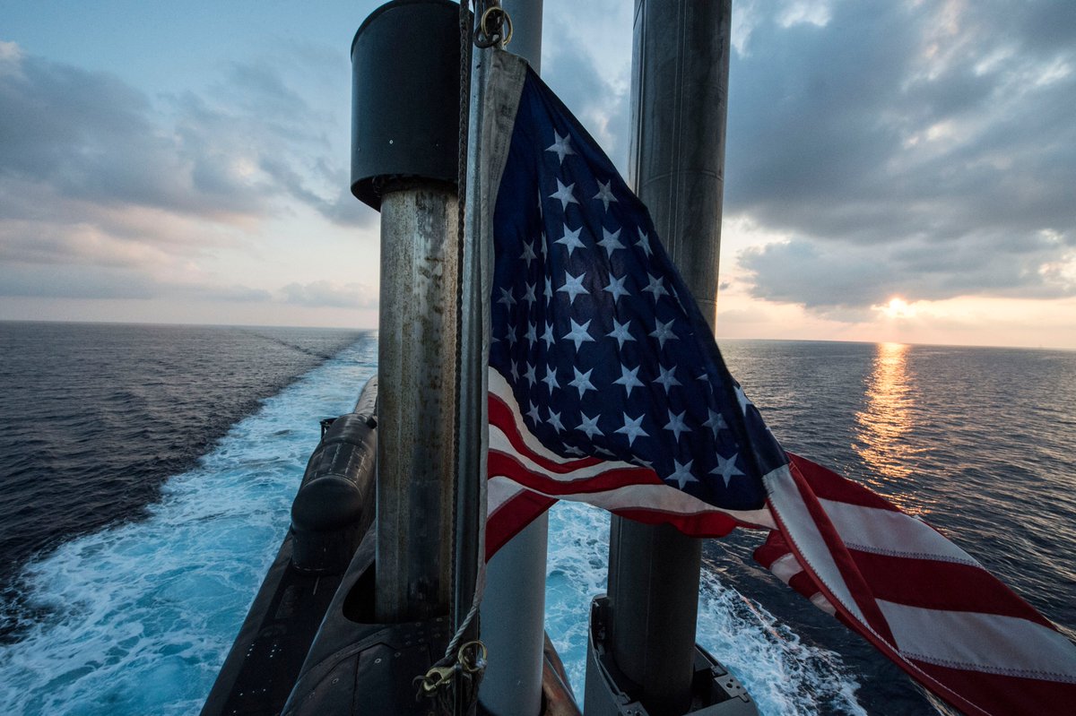 SUBGRU10's tweet photo. #BravoZulo to last week's award recipients and the entire crew of #USSFlorida (Gold) who was awarded the Battle E!
During their deployment, USS Florida (SSGN 728):
-Spent 126 days deployed
-Traveled a total of 5,000 nautical miles
-14 enlisted submariners earned their dolphins https://t.co/cJdESPzD1l