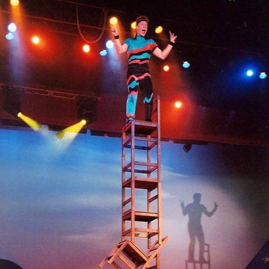 DesperateChara3's tweet photo. Throwback Thursday!

#chairstacking #balance #entertainment #circus #balance #corporateevents #childrensentertainment #theatre #liveshows #theatricalproductions #directors #producers #creativeteam #desperatecharacters https://t.co/5zrISyTADx