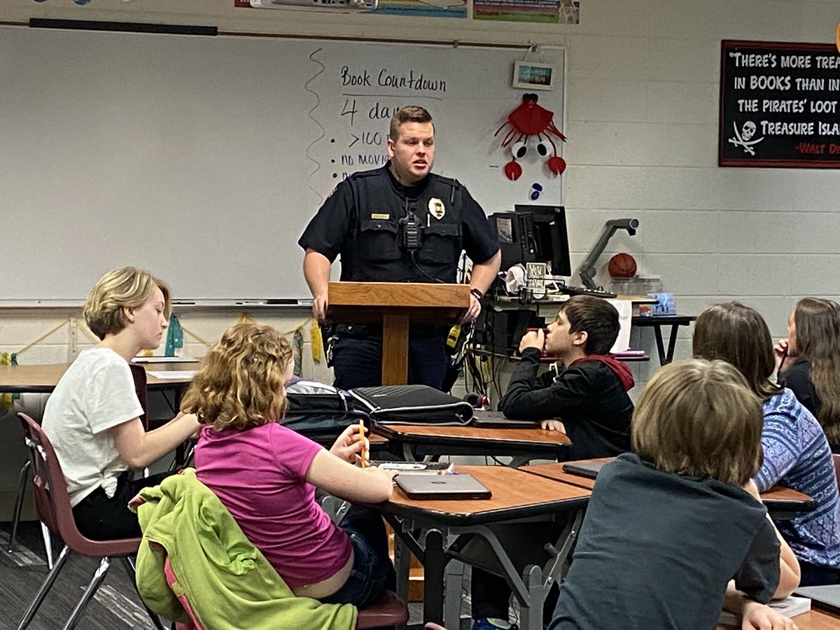 Piratehartbjhs's tweet photo. Thank you Officer Wilcox for helping us understand the possible consequences for the actions of the characters in our class book! @BransonJH #wearebranson @PrisCummings #redkayak https://t.co/HC4LSzCa4P