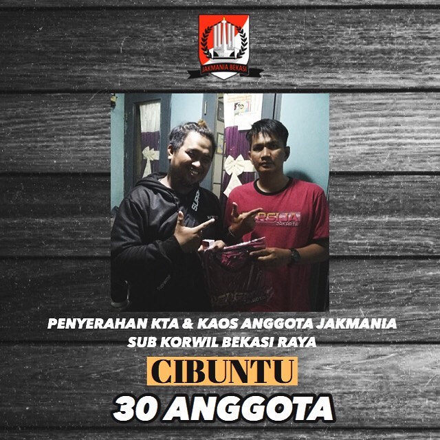 JCibuntu's tweet image. Penyerahan KTA jakmania cibuntu sebanyak 30 anggota 🔥 bangga jakmania @jakmania_bks
#JOP38
#JAKMANIACIBUNTU
#JAKANGELCIBUNTU
#KORWILBEKASIRAYA