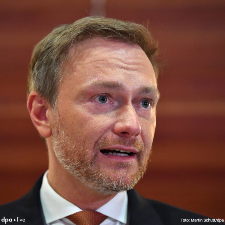 dpa·live tweet media