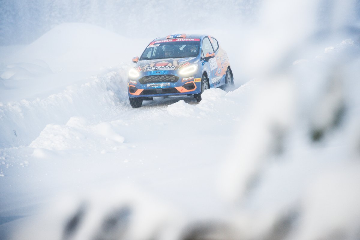 Taistelu Ralli SM -sarjan tiimimestaruudesta on käynnissä ja jatkuu taas tiukkana Mikkelissä. 🚗💪🏼

👉🏼rallism.fi/content/fi/1/5…

#RalliSM <a href="/SMVaakunaRalli/">SM Vaakuna-Ralli Mikkeli</a>