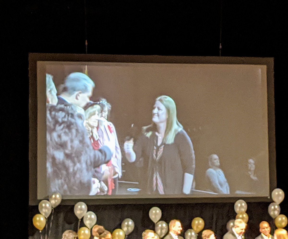MrsJenNusbaum's tweet photo. The @ChandlerUnified Night of Recognition is a beautiful celebration of outstanding students, parents, &amp; staff. It's also a tribute to the long-standing relationship we have with  @cityofchandler! Congrats to Mrs. Braaksma, recognized by @KnoxGifted for her leadership &amp; grace! https://t.co/xJc0kxx7Bl