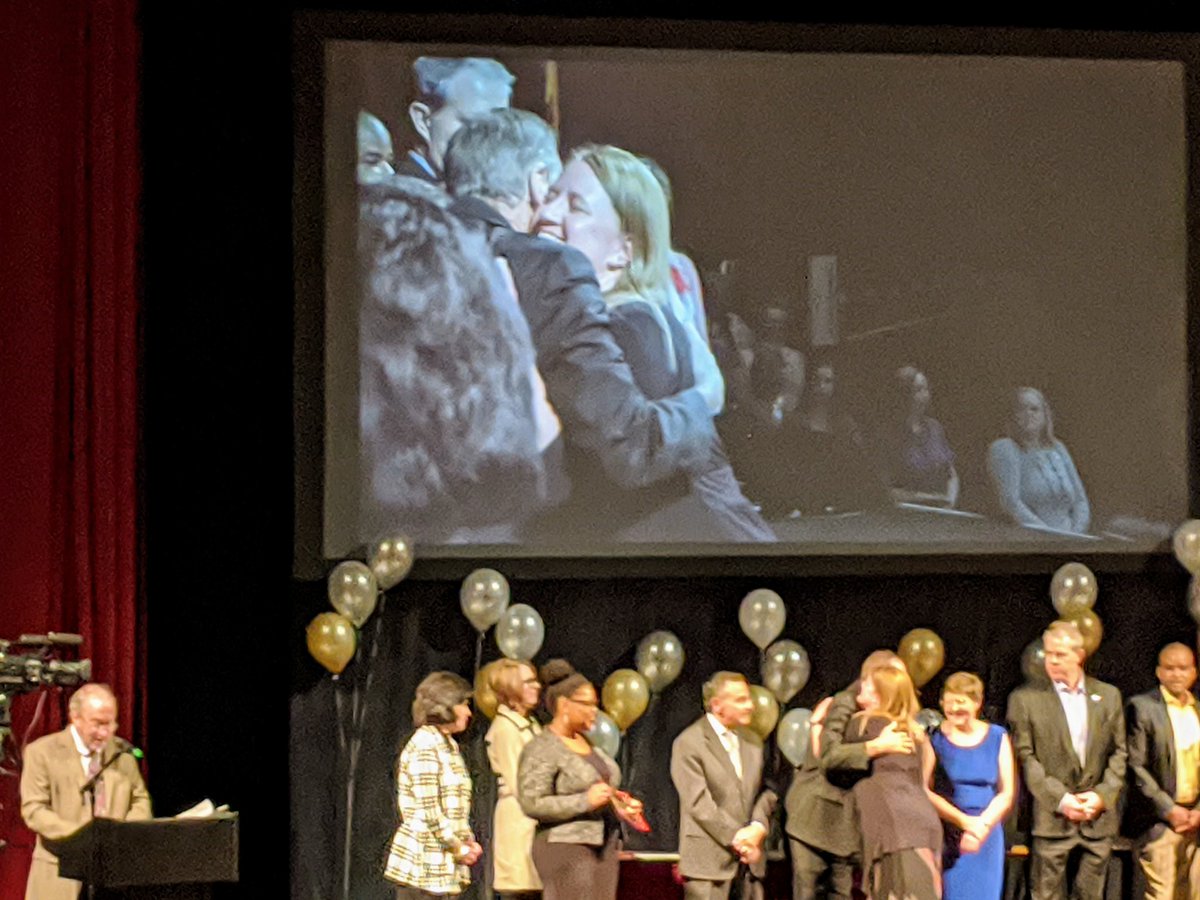 MrsJenNusbaum's tweet photo. The @ChandlerUnified Night of Recognition is a beautiful celebration of outstanding students, parents, &amp; staff. It's also a tribute to the long-standing relationship we have with  @cityofchandler! Congrats to Mrs. Braaksma, recognized by @KnoxGifted for her leadership &amp; grace! https://t.co/xJc0kxx7Bl