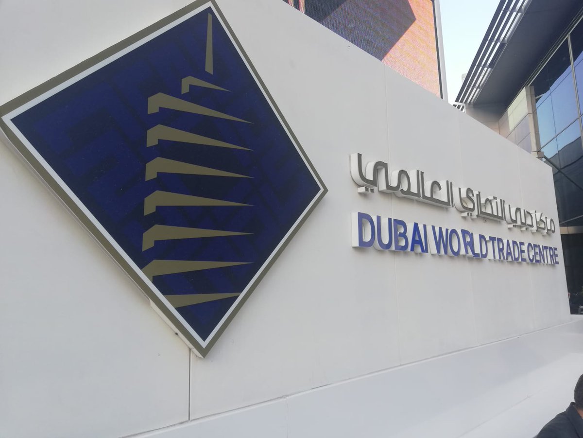 BallHeadTech's tweet image. Last day at #AEEDCDubai2020!🦷 Great Edition🔝🎉

#BallHeadTech #DentalTechnology #DentalSolutions